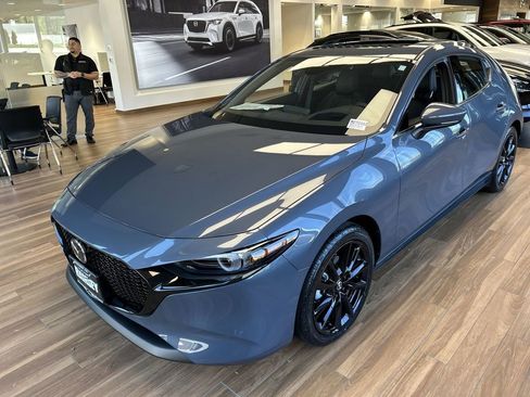 New 2026 MAZDA MAZDA3 2.5 S Hatchback w/ Premium Pkg FWD image 4