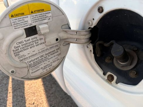 Used 2006 Chevrolet Silverado 2500 W/T image 25