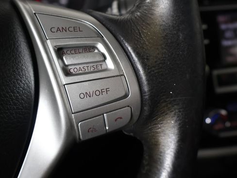 Used 2018 Nissan Altima 2.5 SV FWD image 35