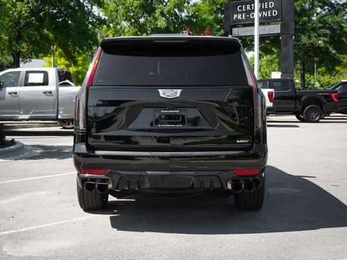 Used 2023 Cadillac Escalade V w/ LPO, ONYX Package AWD/4WD image 9