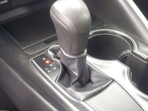 Used 2019 Toyota Camry LE image 26