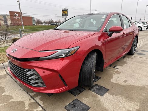 New 2026 Toyota Camry XLE w/ Premium Plus Package image 3