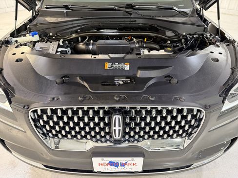 Used 2023 Lincoln Aviator Black Label w/ Dynamic Handling Package image 32