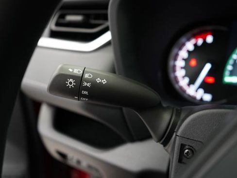 Used 2023 Toyota RAV4 LE image 18