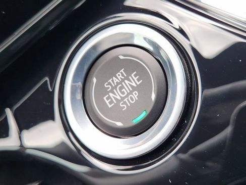 New 2026 Chevrolet Trax RS w/ Sunroof Package FWD image 16