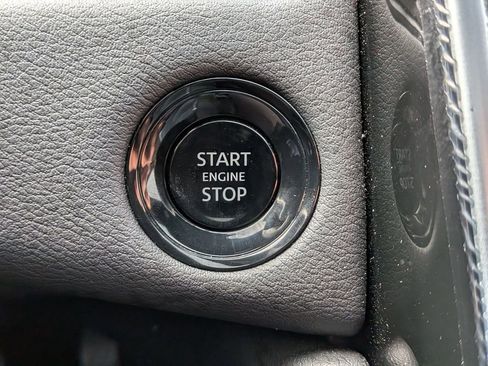 Used 2025 Nissan Armada Platinum Reserve image 16