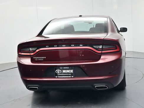 Used 2020 Dodge Charger SXT w/ Leather Interior Group RWD image 7