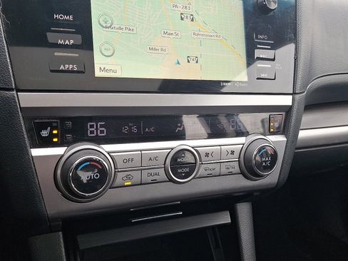 Used 2015 Subaru Legacy 2.5i Limited image 16