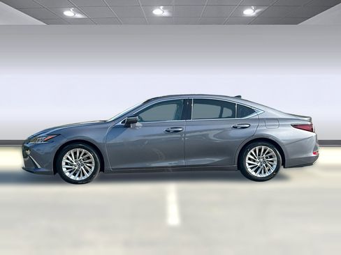 Used 2019 Lexus ES 350 Ultra Luxury w/ Accessory Package 2 image 2