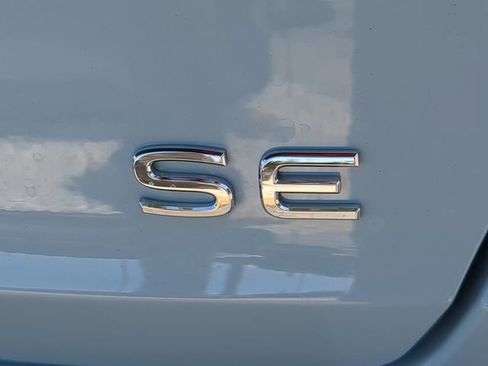 New 2026 Volkswagen Jetta SE FWD image 10