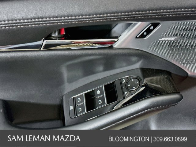Used 2023 MAZDA MAZDA3 s AWD/4WD image 17