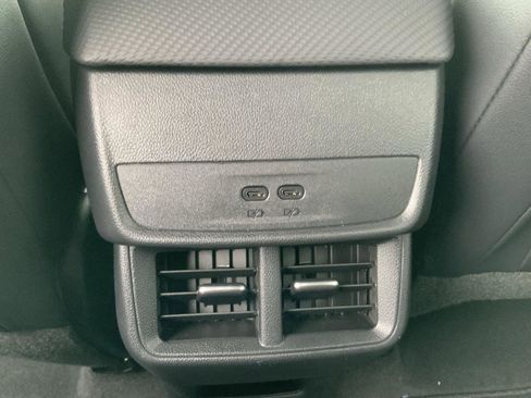 New 2026 Chevrolet Equinox LT w/ Convenience Package II FWD image 57
