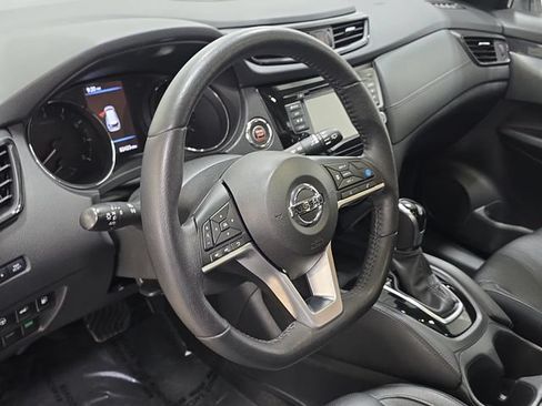 Used 2020 Nissan Rogue SL w/ Premium Package AWD/4WD image 14