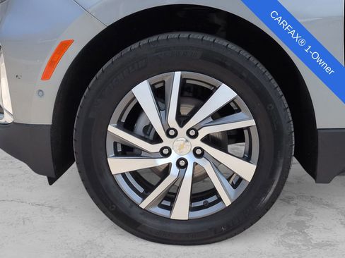Used 2024 Chevrolet Equinox Premier image 17