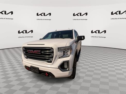 Used 2020 GMC Sierra 1500 AT4 w/ AT4 Preferred Package AWD/4WD image 4