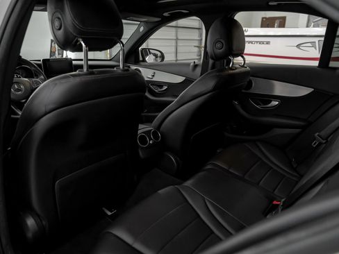 Used 2018 Mercedes-Benz C 300 Sedan image 36