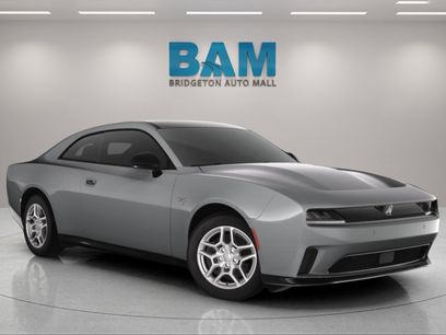 New 2025 Dodge Charger R/T w/ Sun & Sound Package