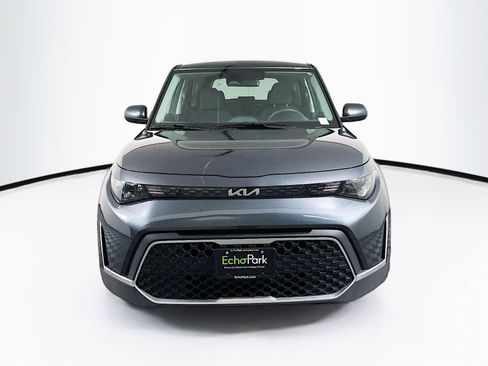 Used 2025 Kia Soul LX w/ LX Technology Package image 2