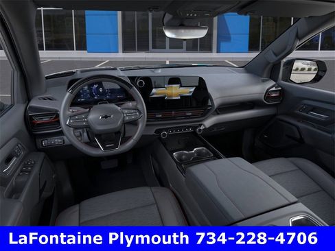New 2025 Chevrolet Silverado EV RST image 15