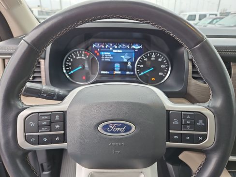 Used 2024 Ford Expedition Max Limited image 21