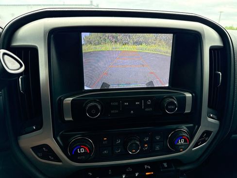Used 2015 GMC Sierra 2500 SLT w/ Duramax Plus Package AWD/4WD image 13