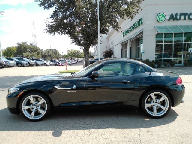 Used 2015 BMW Z4 sDrive28i RWD image 16