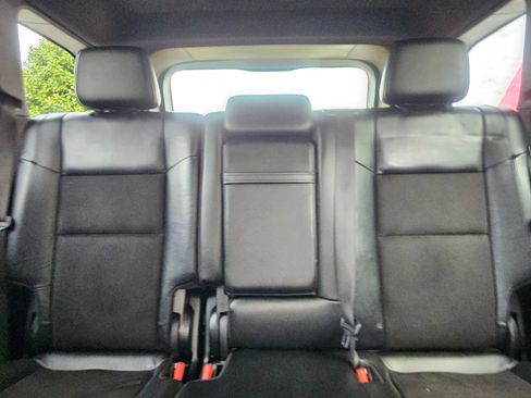 Used 2021 Jeep Grand Cherokee Laredo X image 25