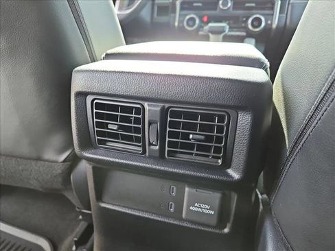 Used 2025 Toyota 4Runner Limited image 18