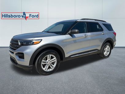 Used 2024 Ford Explorer XLT w/ Class IV Trailer Tow Package