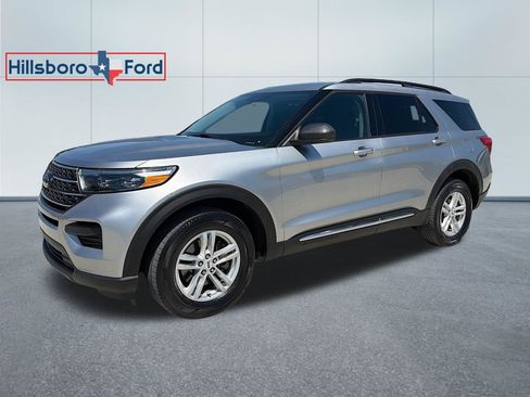 Used 2024 Ford Explorer XLT w/ Class IV Trailer Tow Package AWD/4WD image 1