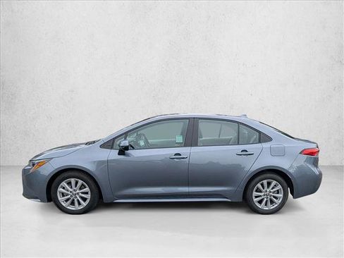 Used 2026 Toyota Corolla LE image 11