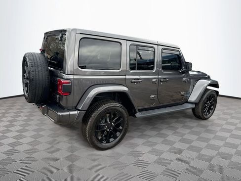 Used 2021 Jeep Wrangler Unlimited Sahara AWD/4WD image 6