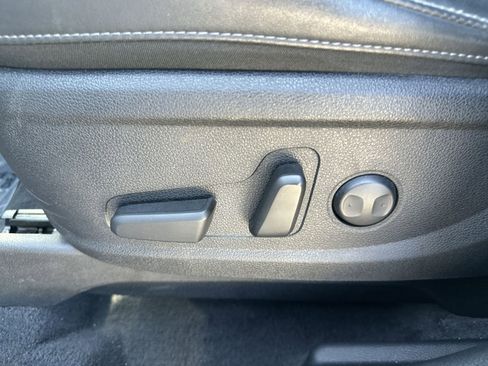 Used 2023 Kia Telluride S w/ S Sunroof Package FWD image 14