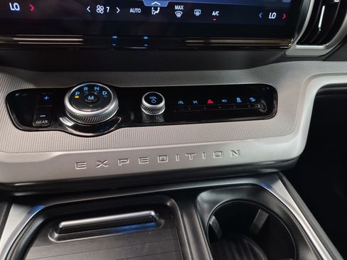 Certified 2025 Ford Expedition Max Active AWD/4WD image 34