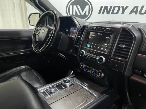Used 2018 Ford Expedition Max Limited AWD/4WD image 19