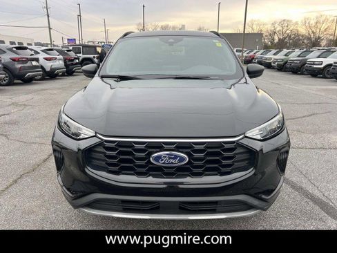 Used 2025 Ford Escape ST-Line image 2