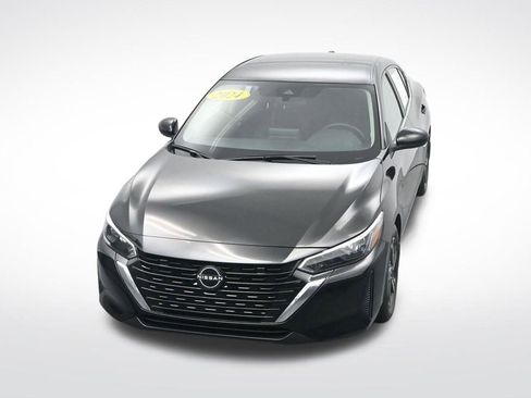 Used 2024 Nissan Sentra SV FWD image 23