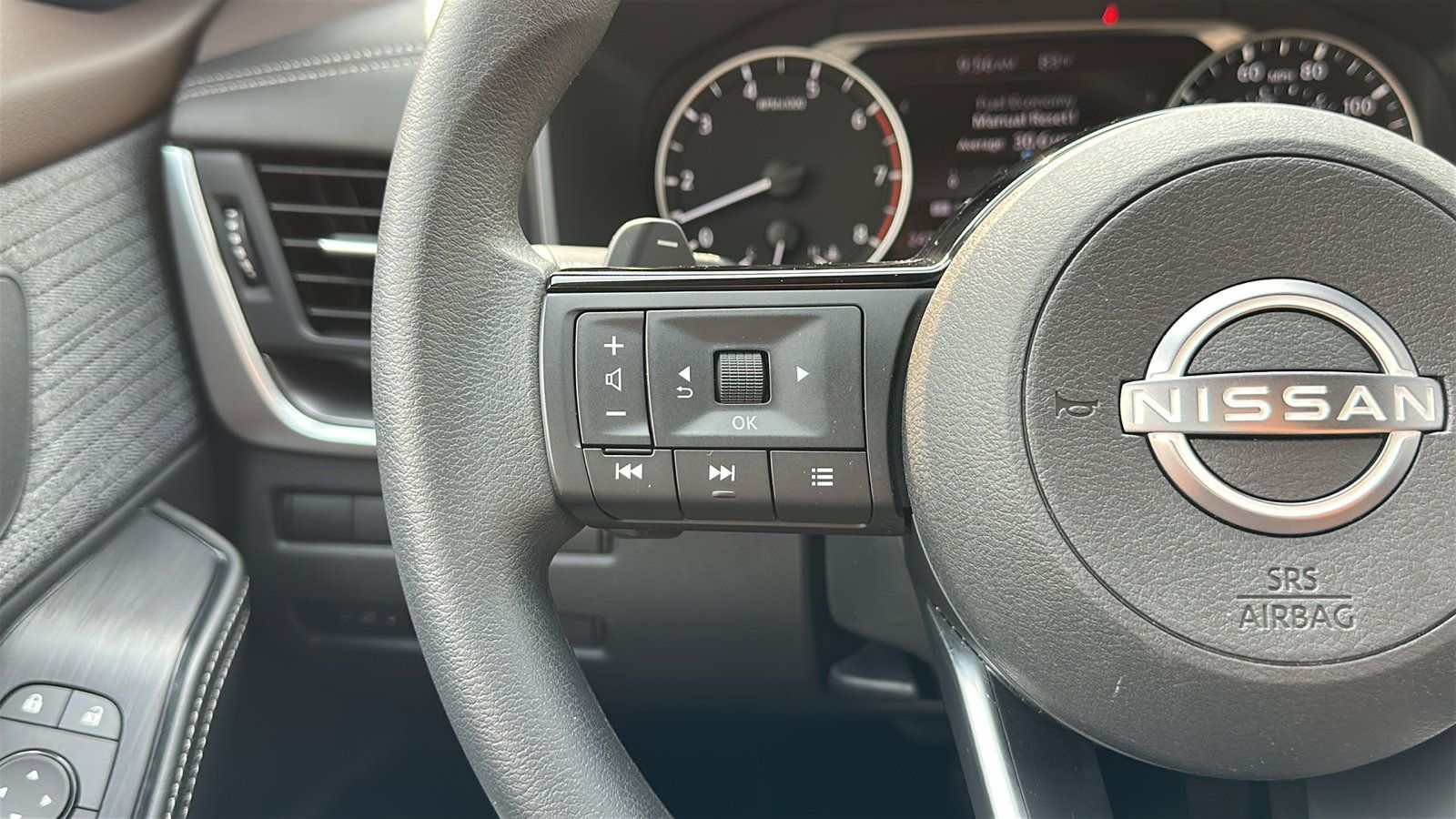 Certified 2023 Nissan Rogue SV AWD/4WD image 14