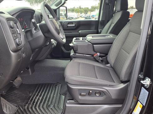 New 2026 Chevrolet Silverado 2500 Custom w/ Custom Convenience Package image 6