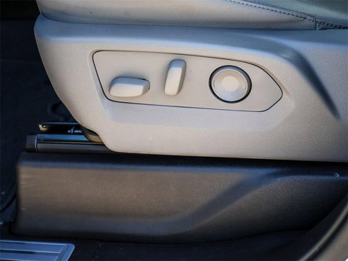 Certified 2024 GMC Sierra 1500 SLT w/ SLT Convenience Package image 29