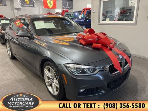 Used 2017 BMW 340i xDrive Sedan AWD/4WD image 8