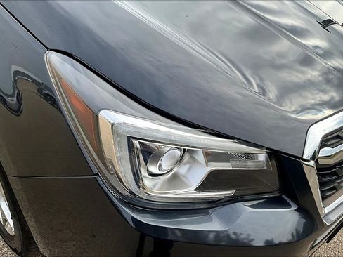 Used 2018 Subaru Forester 2.5i Touring image 28