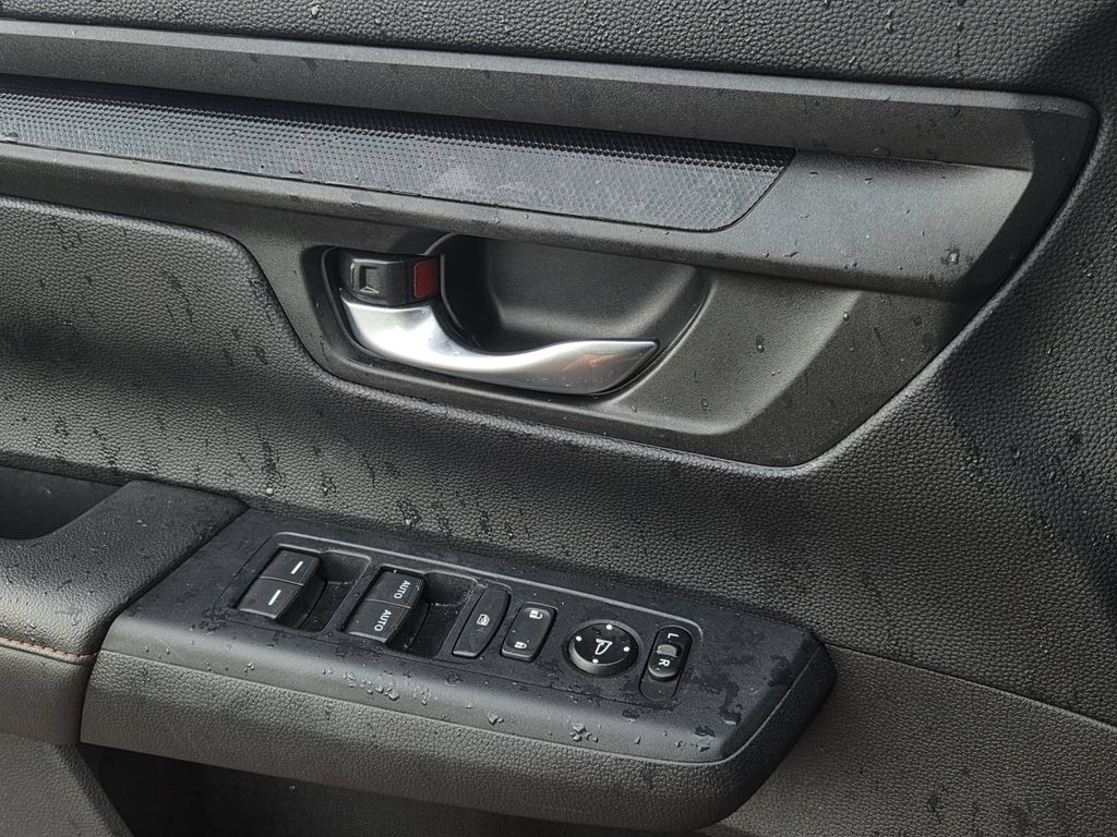 Used 2024 Honda CR-V Sport image 16