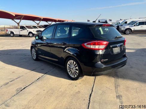 Used 2017 Ford C-MAX SE w/ Cold Weather Package image 5