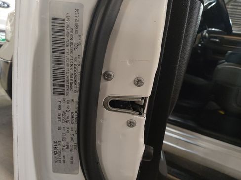 Used 2016 RAM 1500 Big Horn RWD image 33