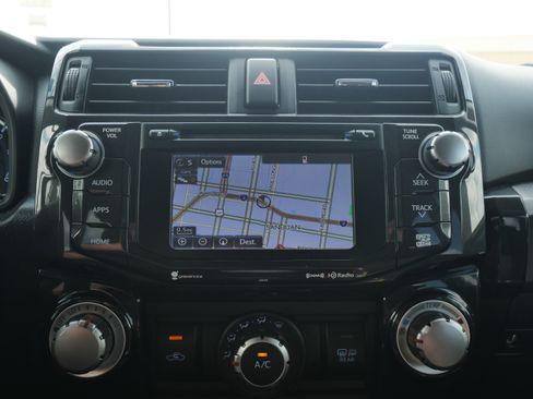 Used 2018 Toyota 4Runner TRD Off-Road image 15