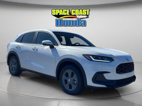 New 2026 Honda HR-V LX image 1