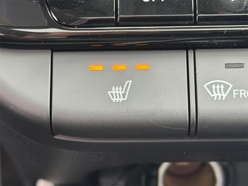 New 2026 Hyundai Elantra Limited image 30