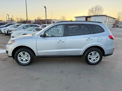 Used 2010 Hyundai Santa Fe GLS image 6