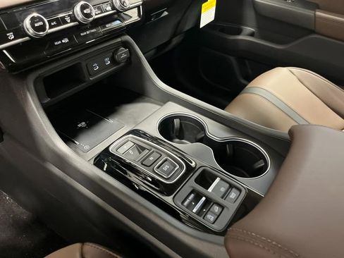 New 2026 Honda Pilot Touring image 17